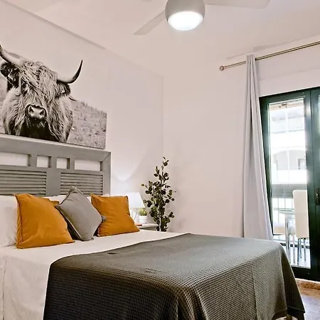 Contemporary, Luxury Living In The Location Apartment Marbella