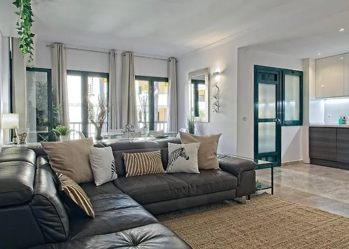 Апартаменты Contemporary, Luxury Living In The Location Марбелья