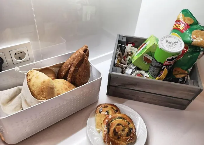 Апартаменты Contemporary, Luxury Living In The Location Марбелья