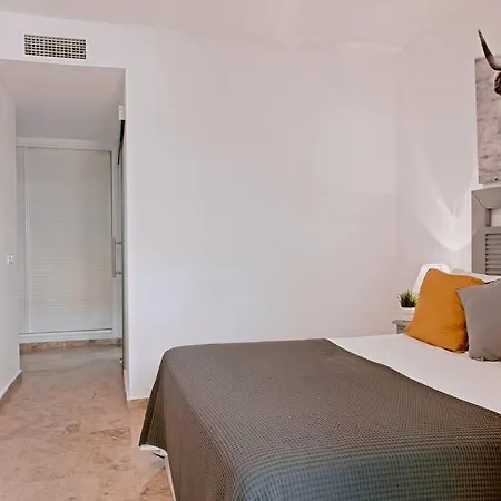 Apartment Contemporary, Luxury Living In The Location Marbella